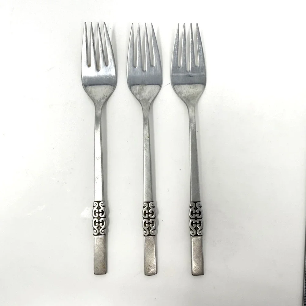 International Stainless Deluxe Danish Scroll Salad Forks Set of 3 MCM
